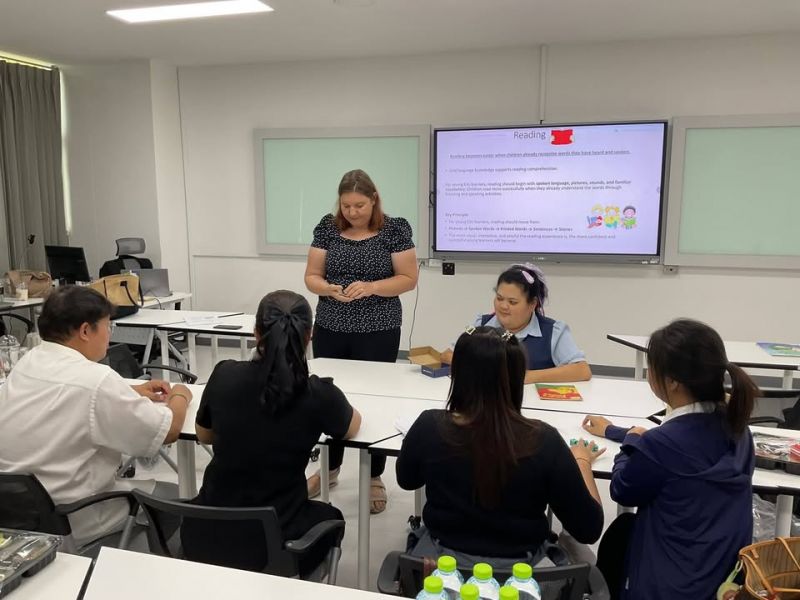 📌ศูนย์ภาษา ร่วมกับโรงเรียนสาธิตฯ จัดโครงการฝึกอบรมและปฏิบัติการสอน TEFL Practice ยกระดับศักยภาพผู้สอนภาษาอังกฤ…