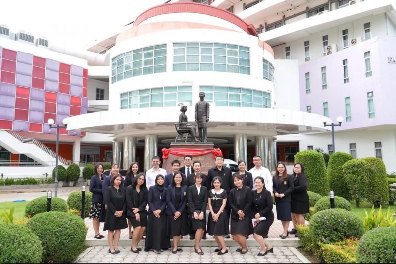 📌 คณะพยาบาลศาสตร์และวิทยาการสุขภาพ ให้การต้อนรับพร้อมเสนอวิสัยทัศน์และผลการดำเนินงานของคณะฯ แก่คณะศึกษาดูงานจา…